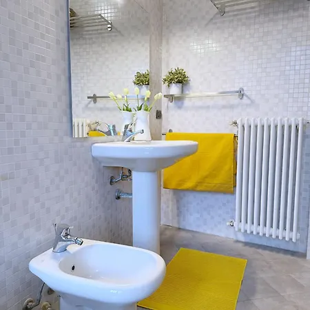 Dimora Maddelena - 20 Mins From Duomo Appartement